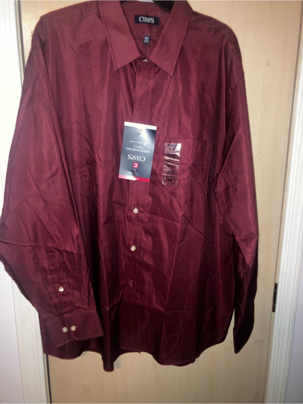 Chaps Men's Burgundy Long-Sleeve Dress Shirt - Solid